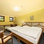 Relax Hotel 4*