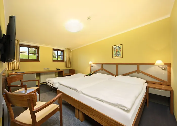 Relax Hotel 4*